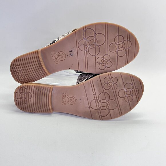 Chinese Laundry Gemmy Sandals Size 7.5 Black and White Snake Print Leather - Picture 8 of 13